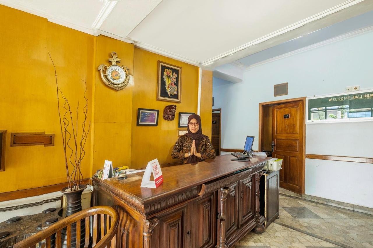 Oyo 1945 Hotel Bali Indah Бандунг Экстерьер фото