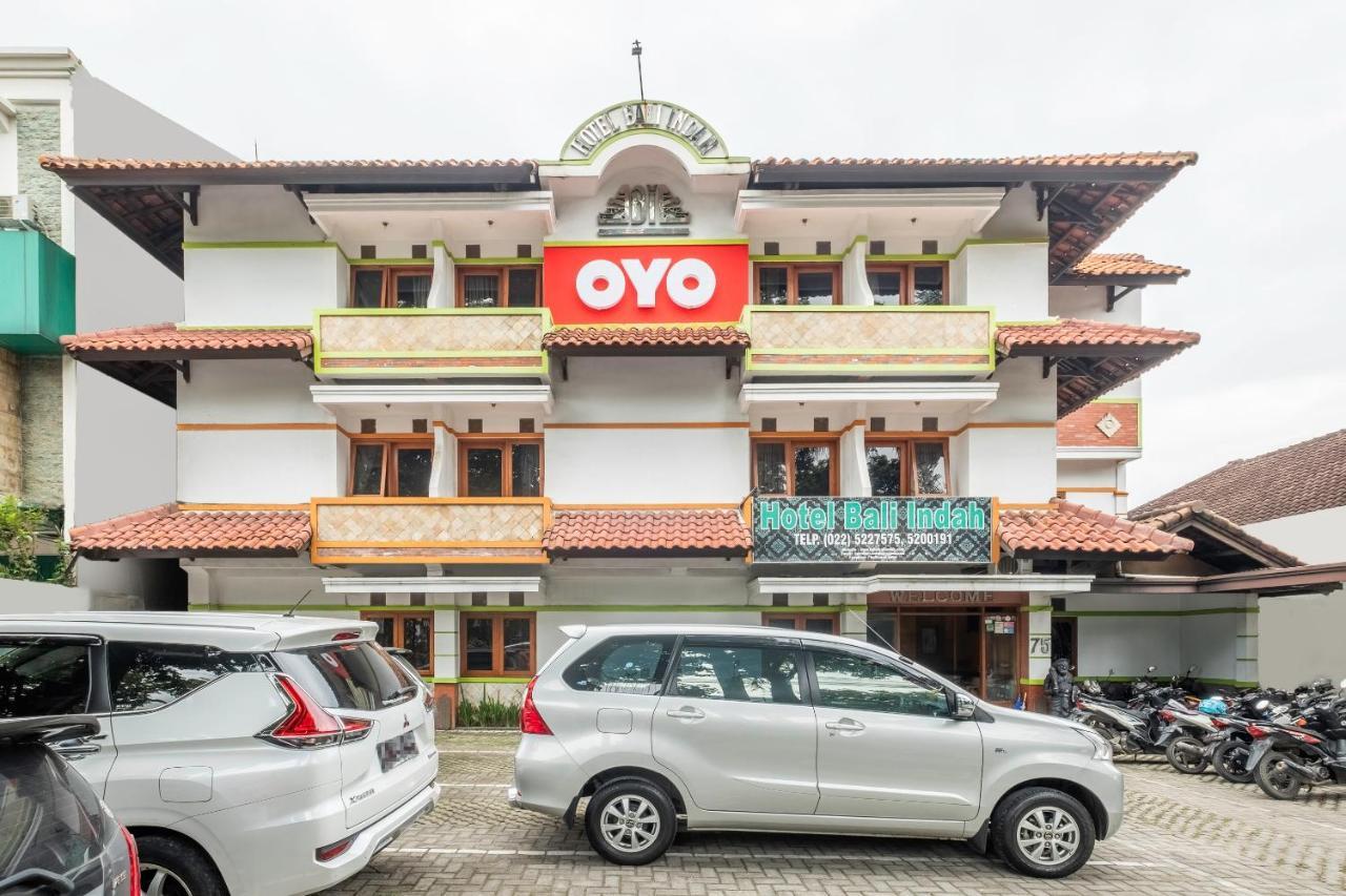 Oyo 1945 Hotel Bali Indah Бандунг Экстерьер фото