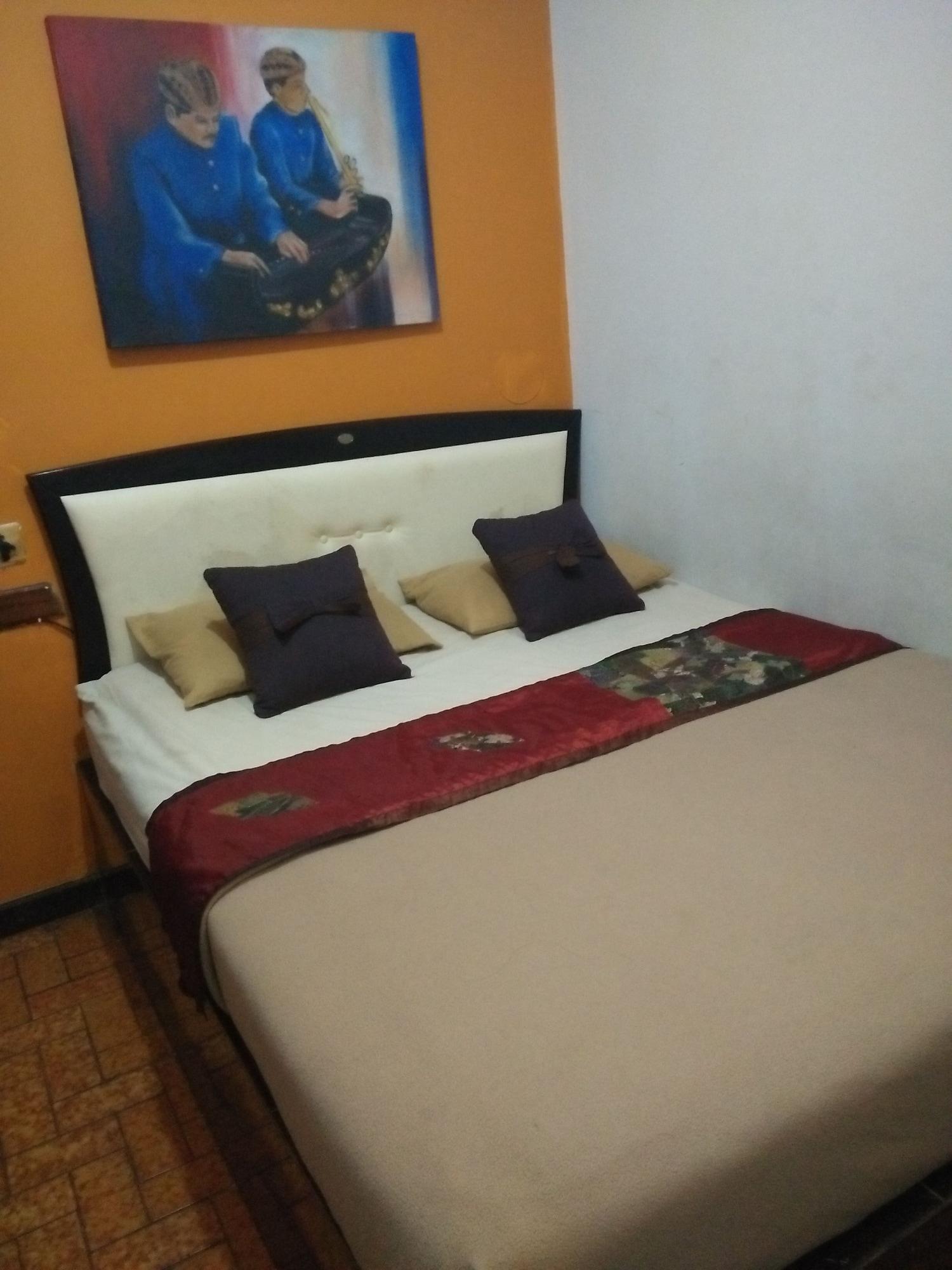 Oyo 1945 Hotel Bali Indah Бандунг Экстерьер фото