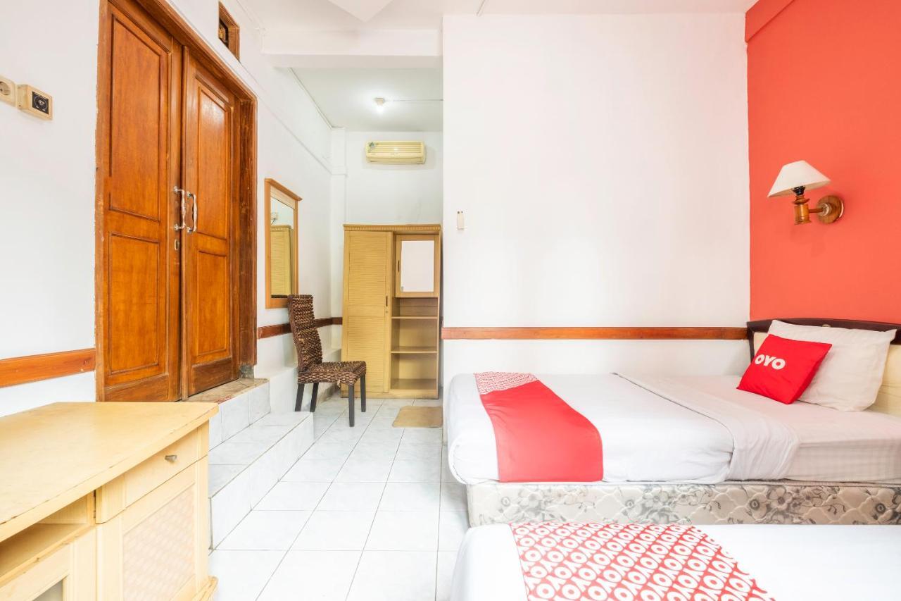 Oyo 1945 Hotel Bali Indah Бандунг Экстерьер фото