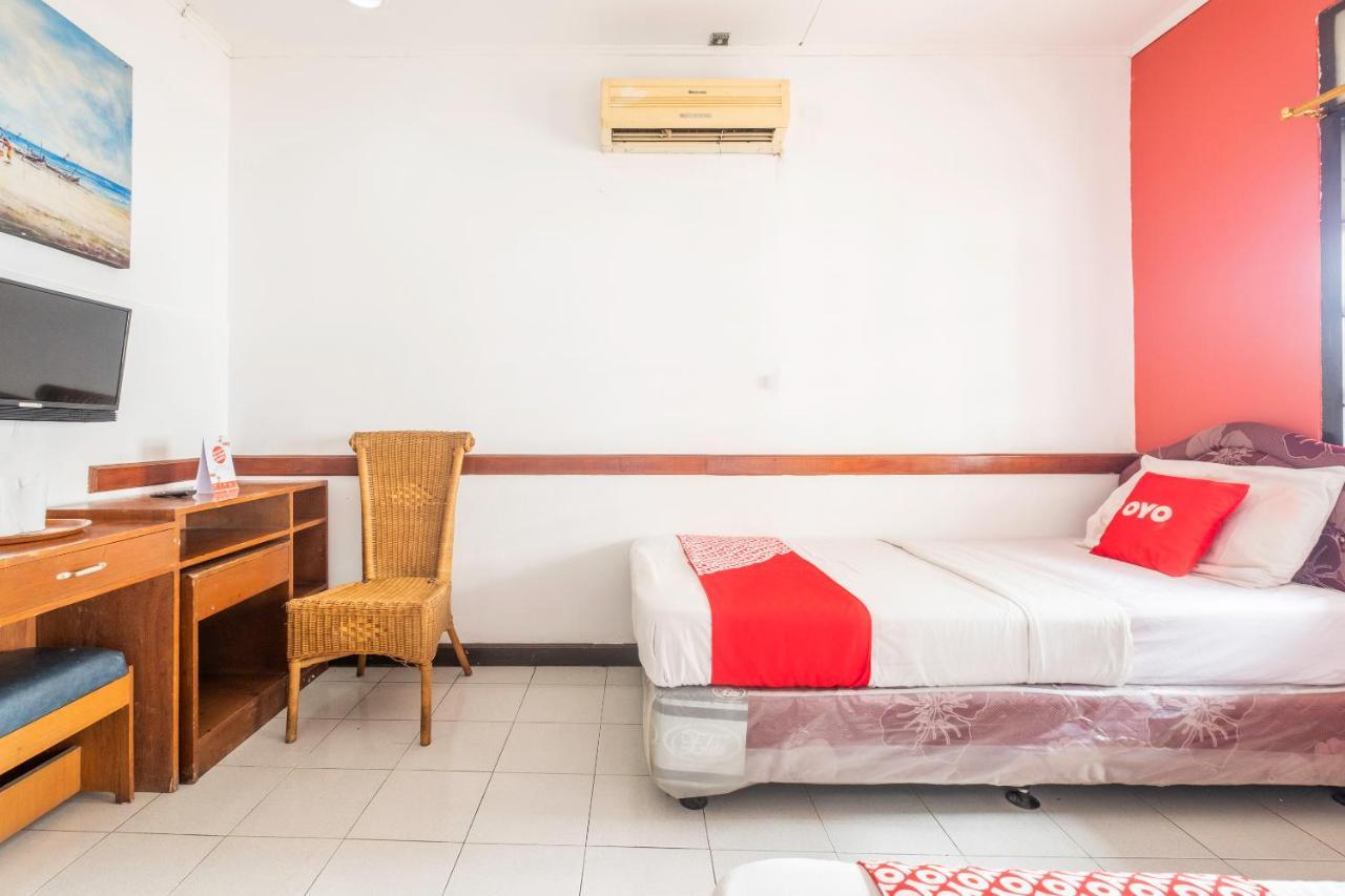 Oyo 1945 Hotel Bali Indah Бандунг Экстерьер фото